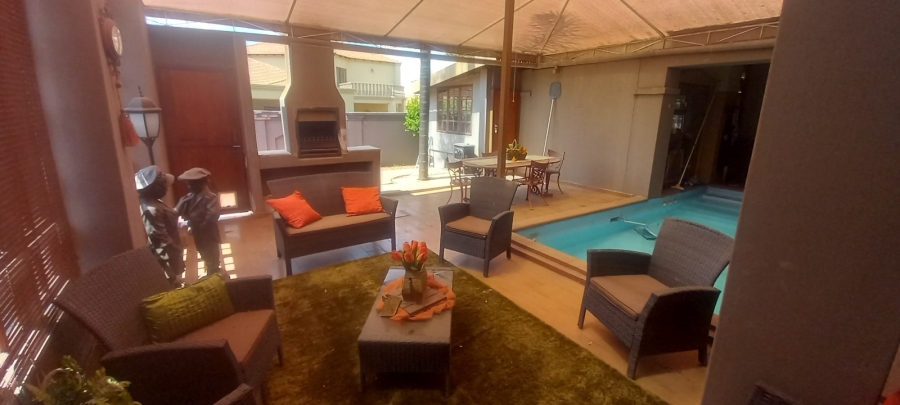 4 Bedroom Property for Sale in Vaalpark Free State